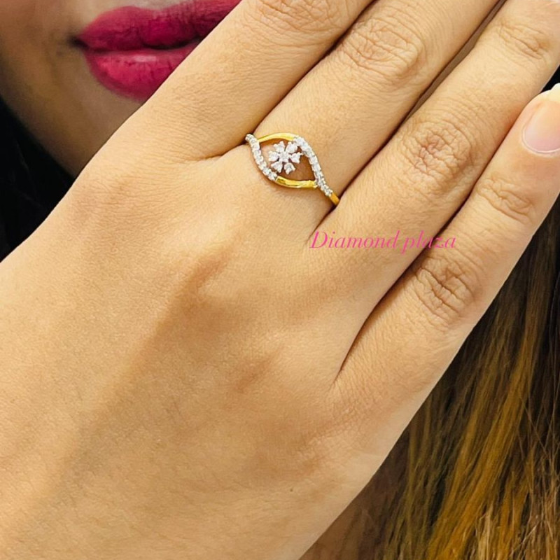 Exclusively Beautiful Diamond Ladies Ring