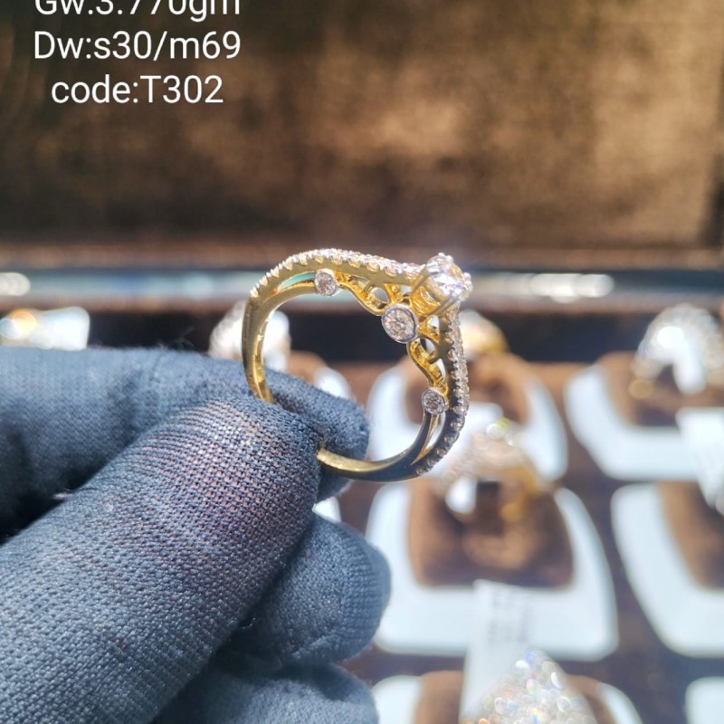 Beautiful Diamond solitaire Ring