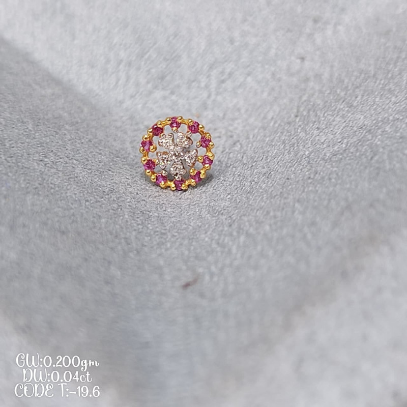 Diamond Nosepin With Colour Stone