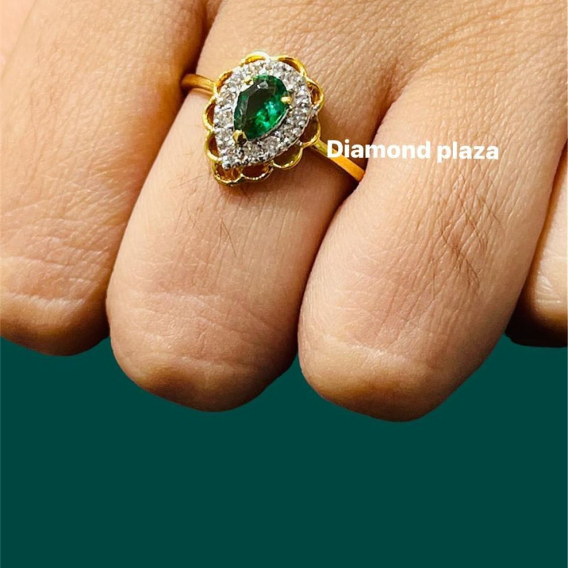 New Beautiful Diamond Ladies Ring